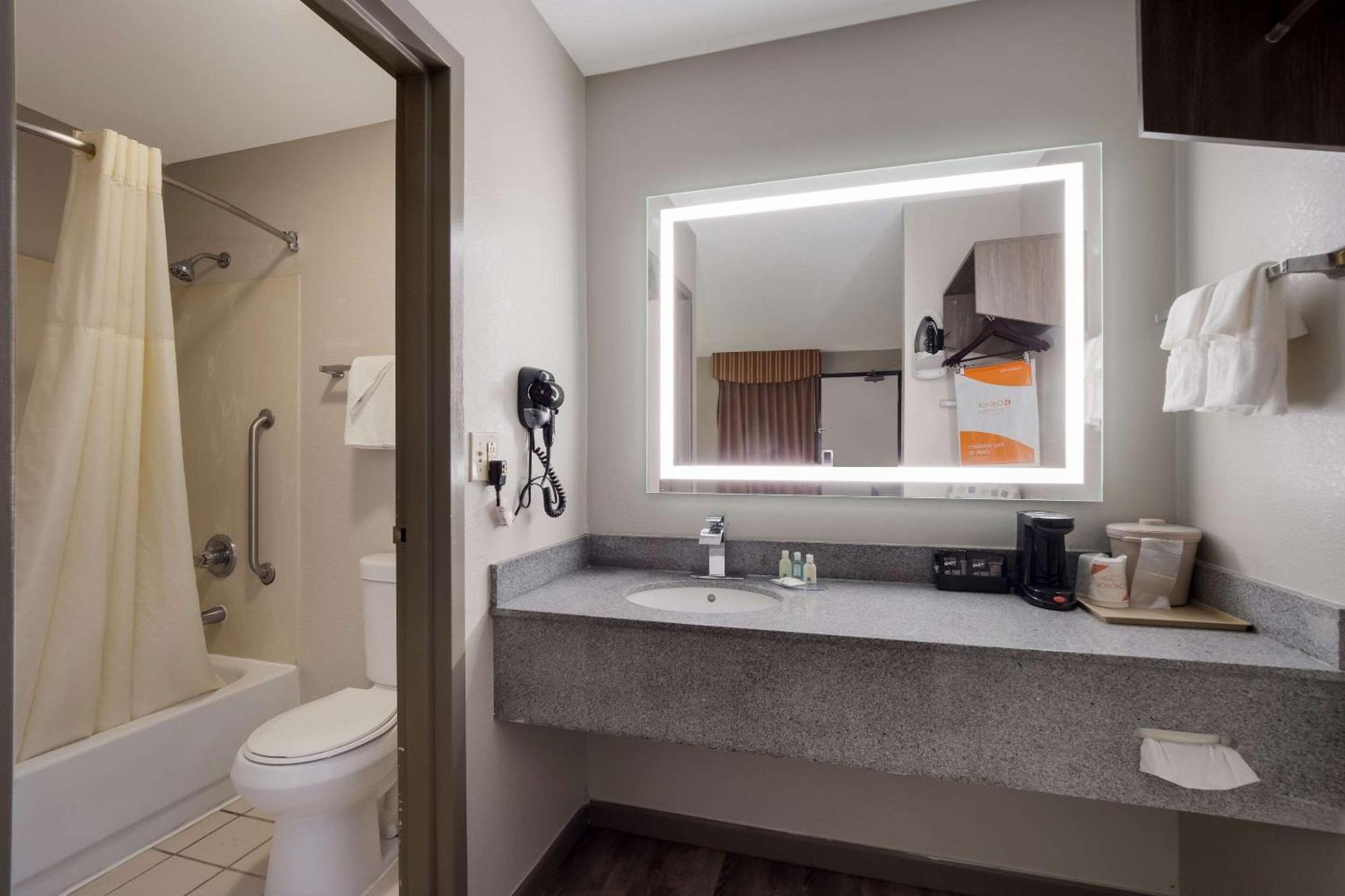 Quality Inn Fort Jackson Columbia Eksteriør bilde